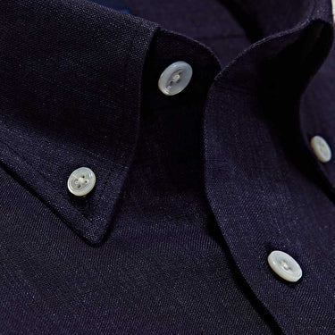 Contemporary Fit, Button Down Collar, 2 Button Cuff Shirt in a Plain Navy Linen