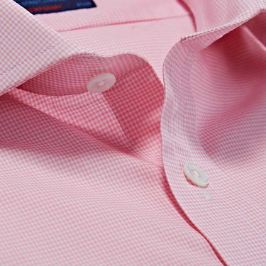 Contemporary Fit, Cutaway Collar, 2 Button Cuff Shirt in Pink Micro Check