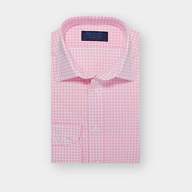 Contemporary Fit Pink Gingham Check Cotton Shirt with Classic Collar & Two Button Cuff